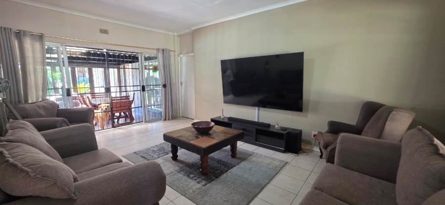 4 Bedroom Property for Sale in Naudeville Free State